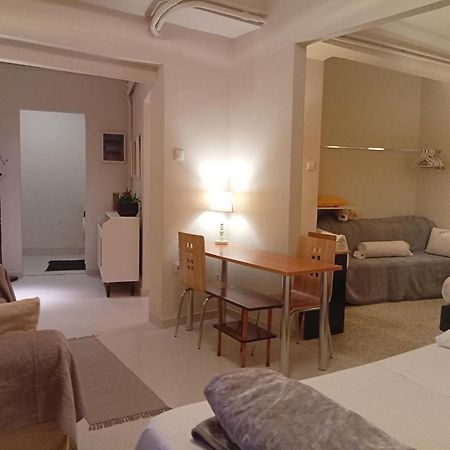 Filopappou Decent Apartment Athén Kültér fotó