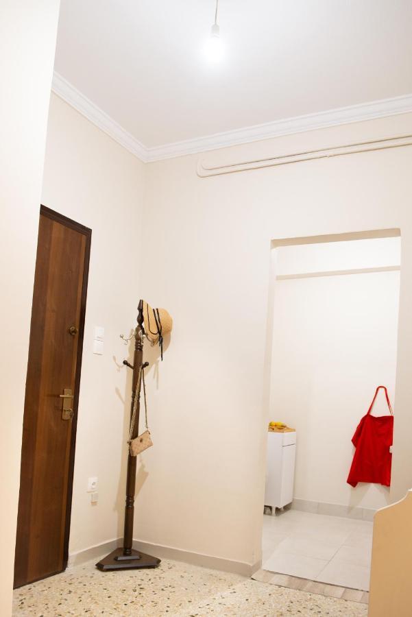 Filopappou Decent Apartment Athén Kültér fotó