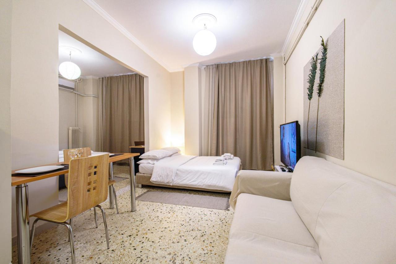 Filopappou Decent Apartment Athén Kültér fotó