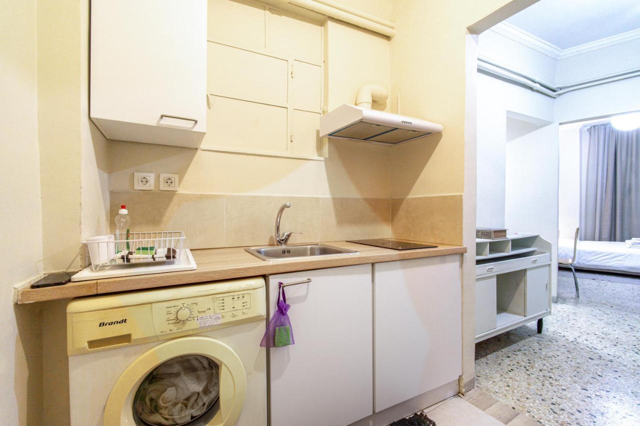 Filopappou Decent Apartment Athén Kültér fotó