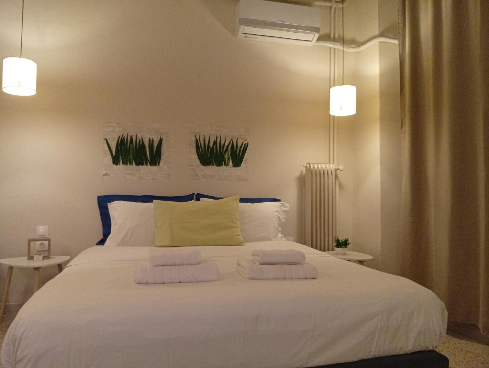 Filopappou Decent Apartment Athén Kültér fotó