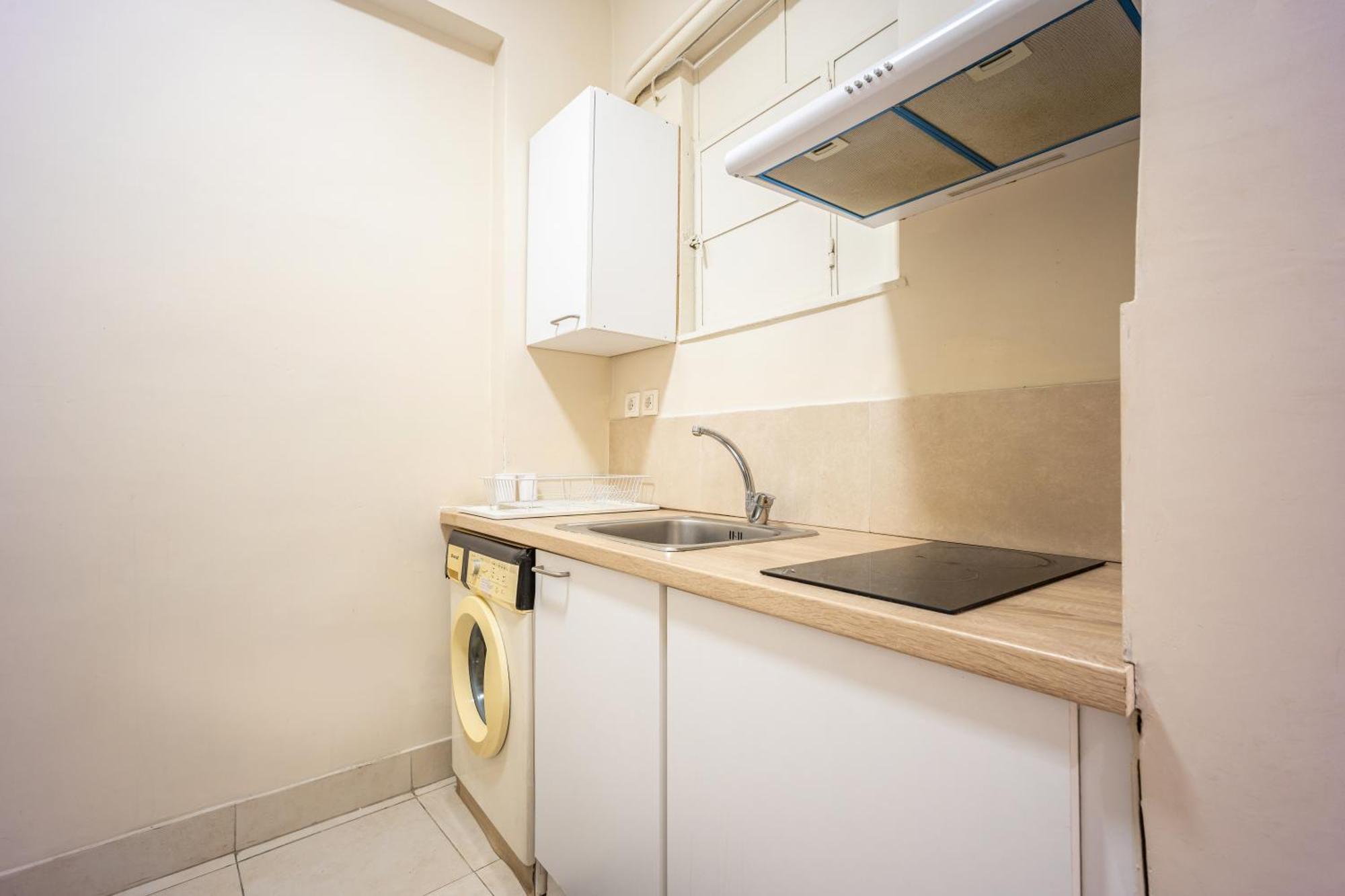 Filopappou Decent Apartment Athén Kültér fotó
